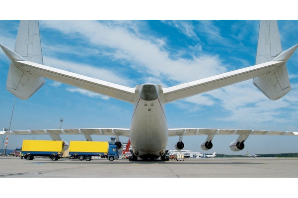 俄罗斯空运、哈萨克空运